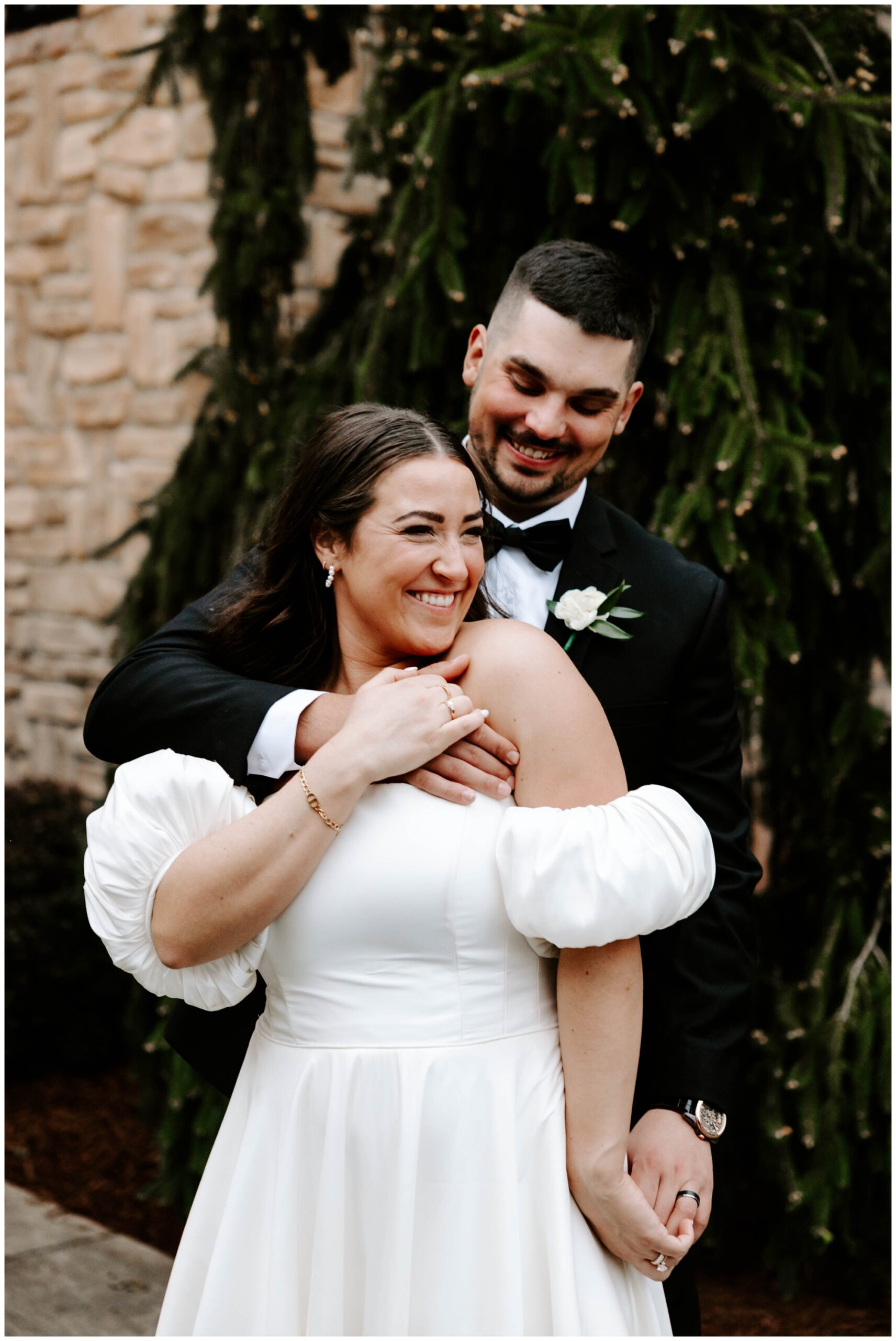 wedding day bride and groom portraits; Bella Sera by Greco's Pittsburgh