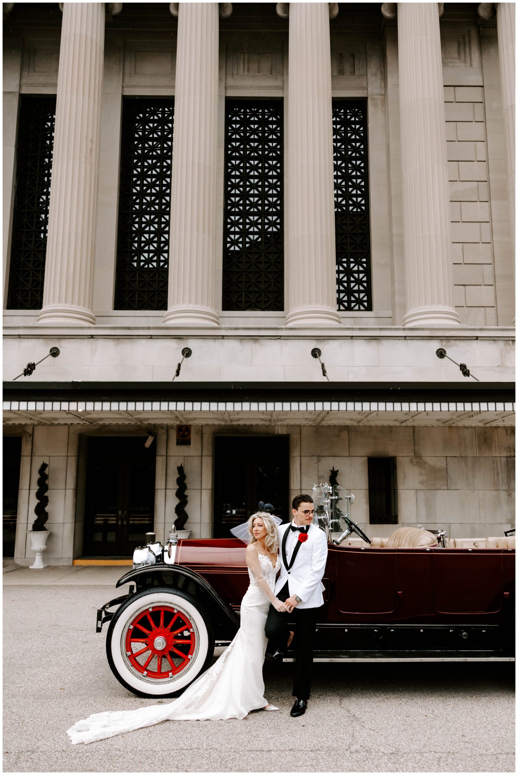 Old Hollywood Glamour wedding photographed by Rachel Wehan Photography