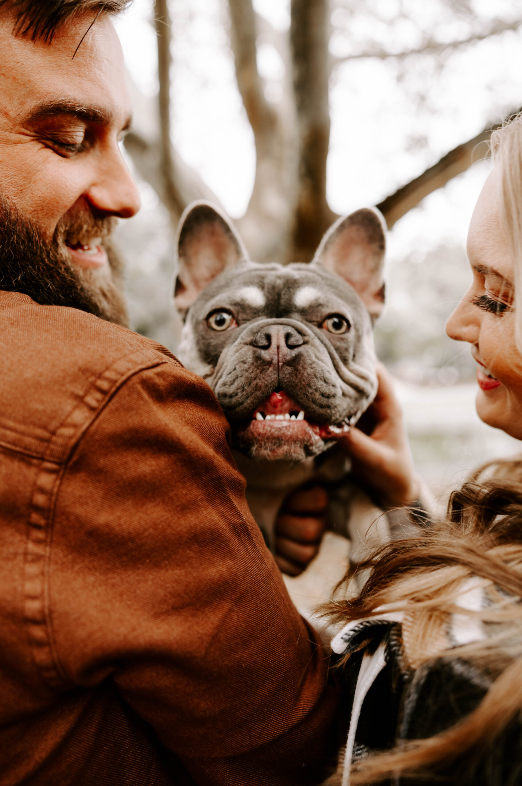 engagement photos with your dog at Allegheny Commons Park