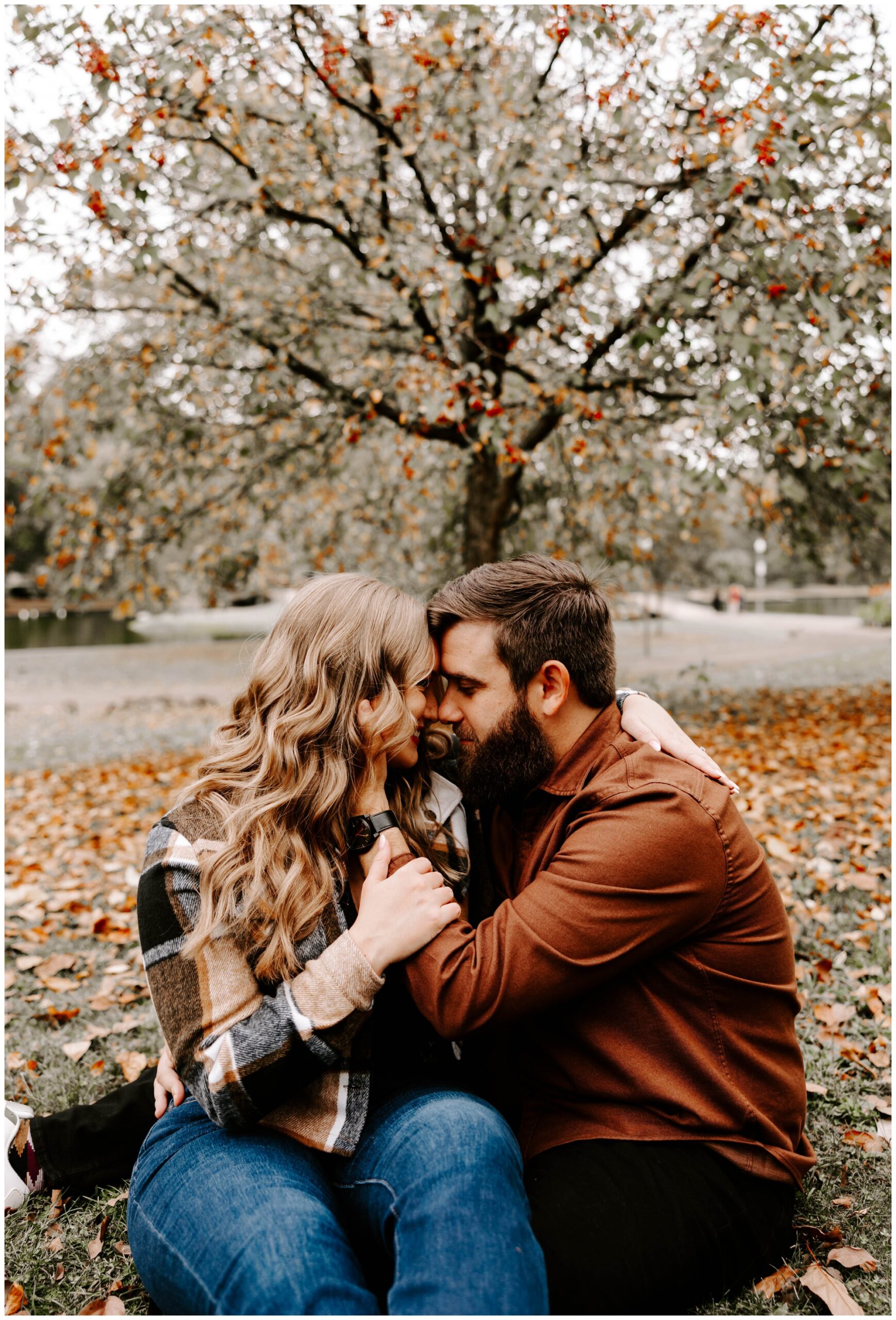 engagement photos at Allegheny Commons by Rachel Wehan photography