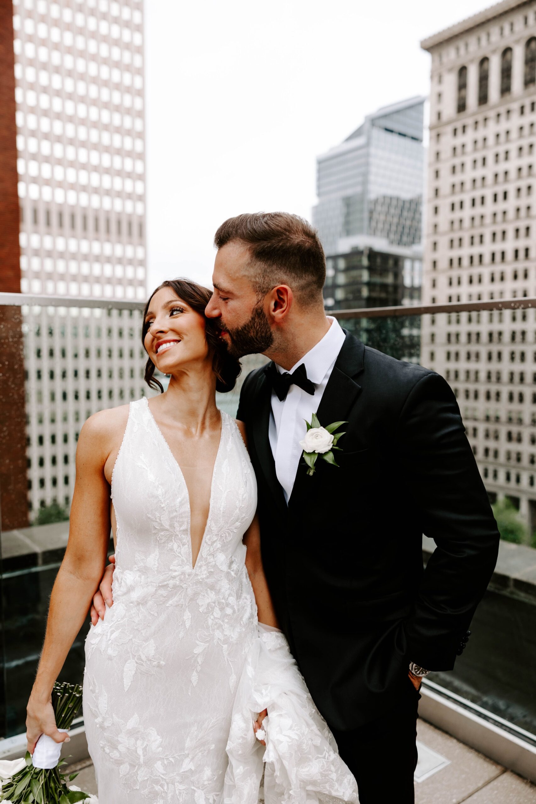 downtown Pittsburgh wedding portraits