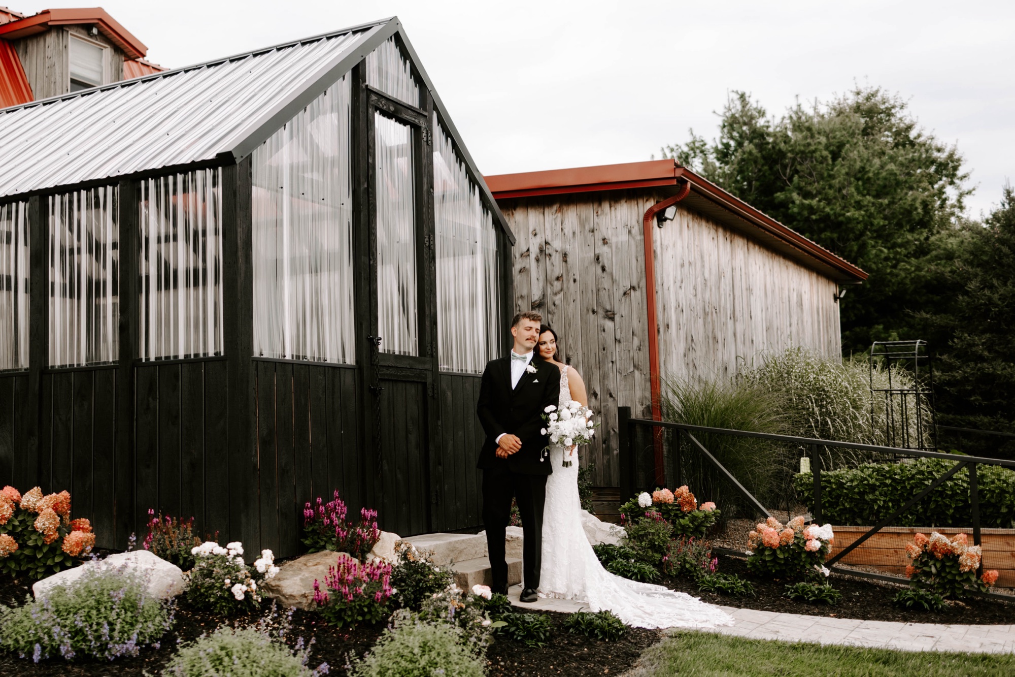 couples portraits at Willowbrook in Pennsylvania