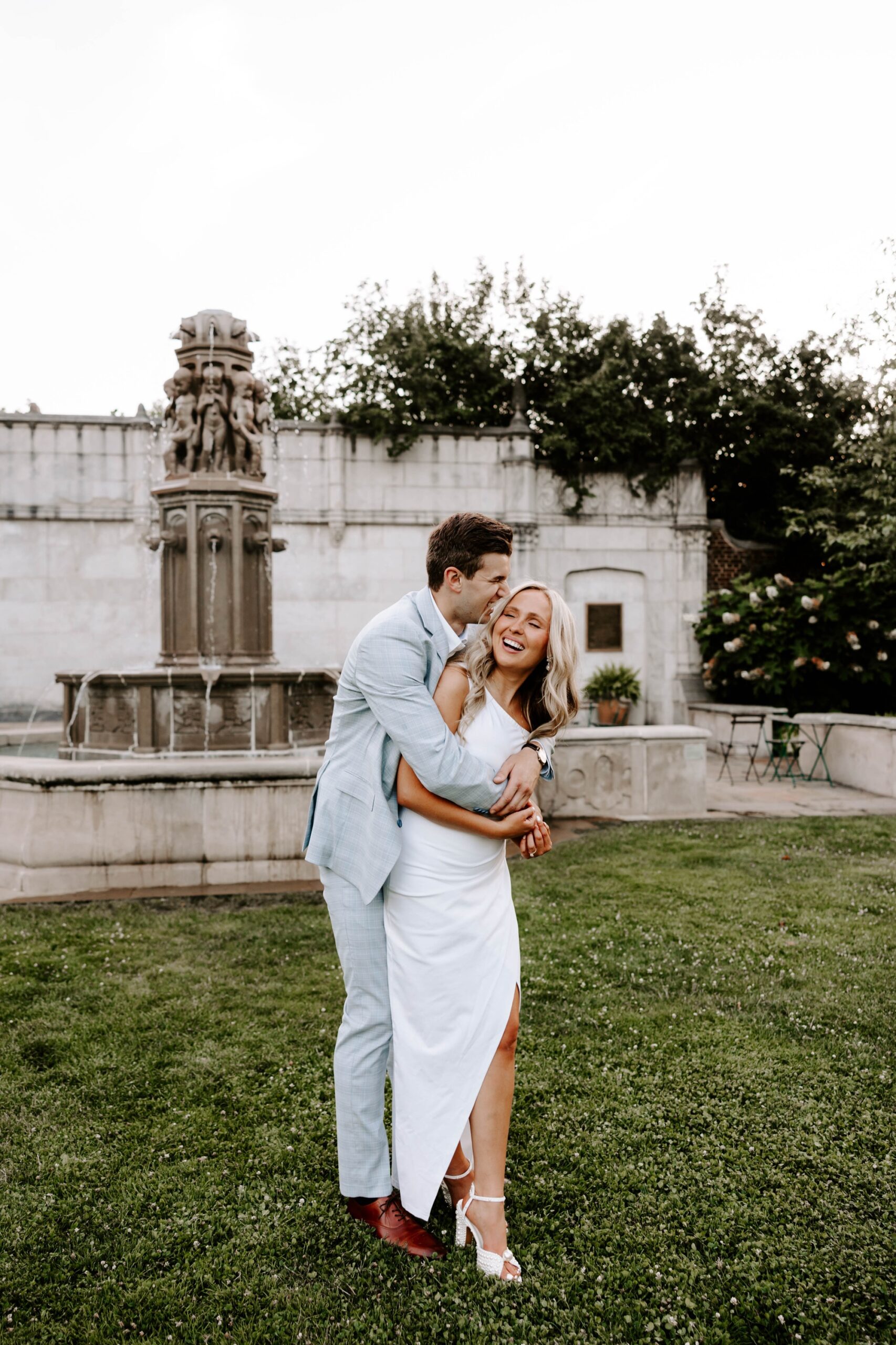 how to take elegant engagement photos