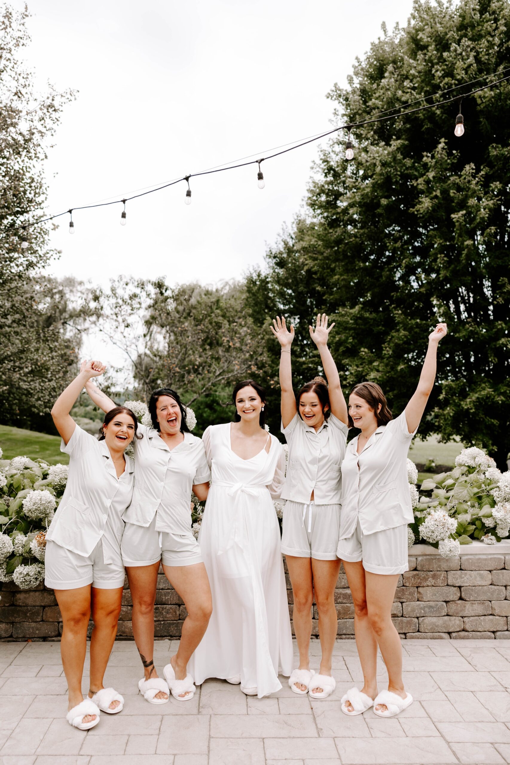 Bride getting ready at Willowbrook Estate Pennsylvania 