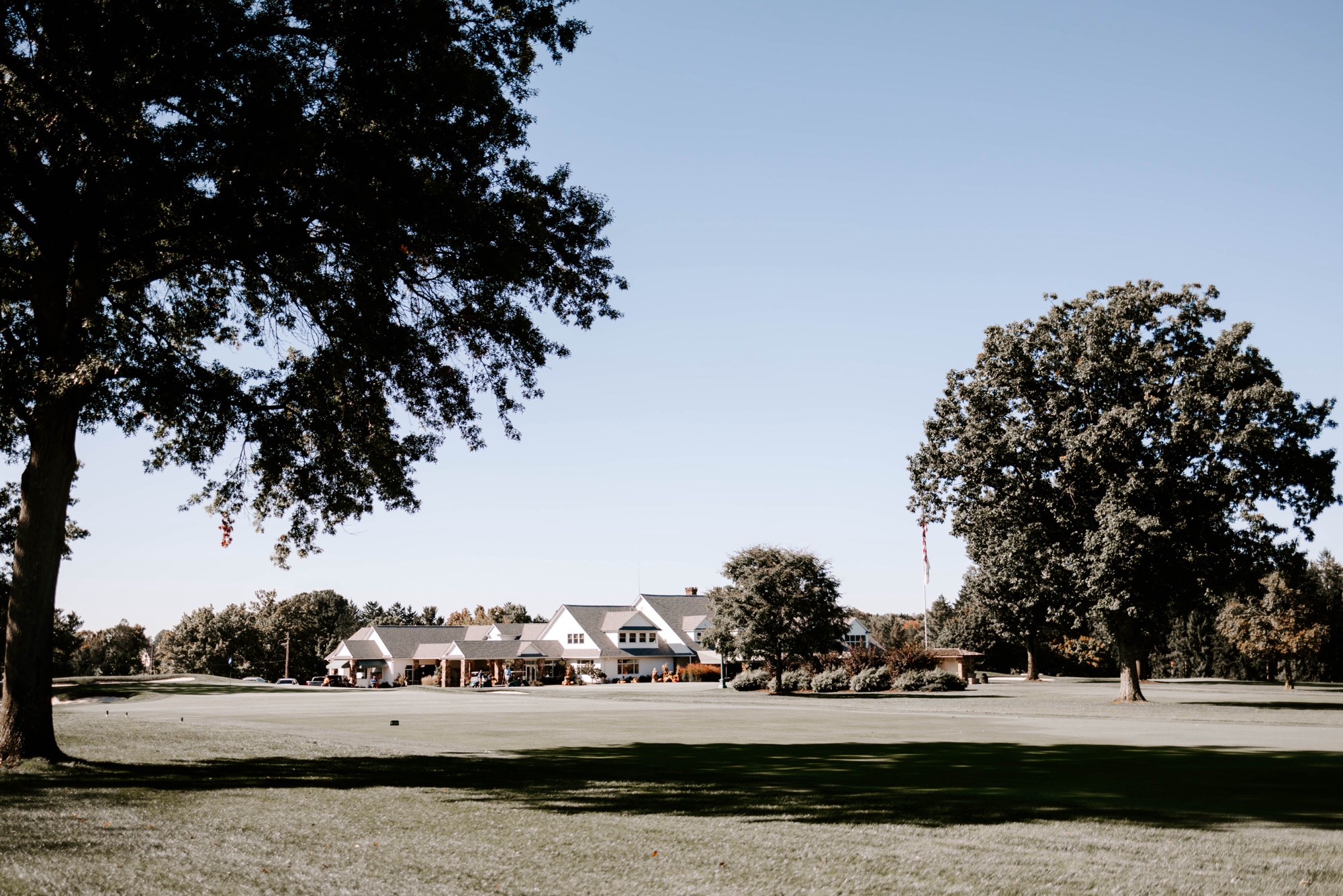 Butler Country Club Pittsburgh classic wedding