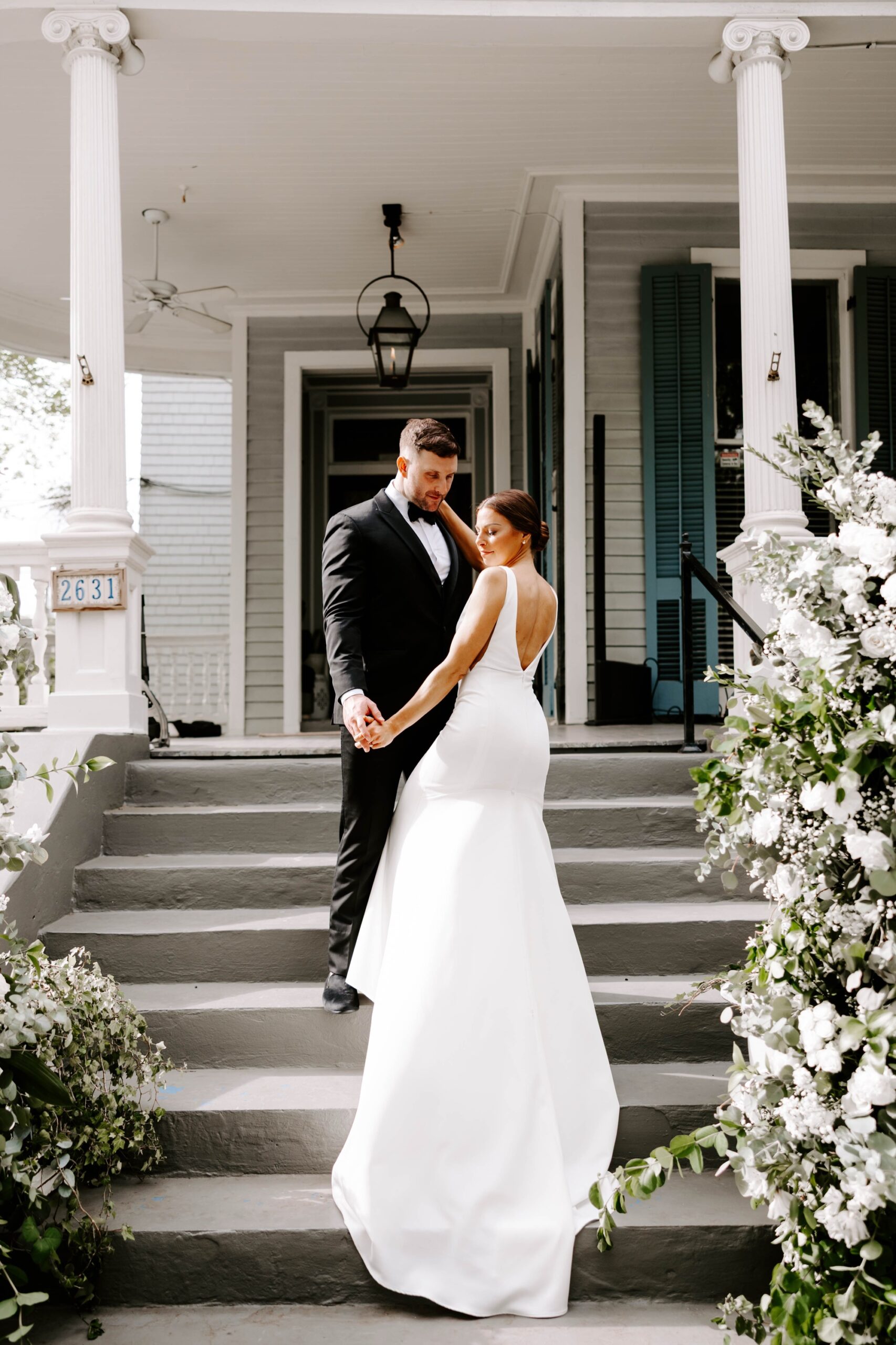New Orleans destination wedding; mansion wedding venue in New Orleans Garden District