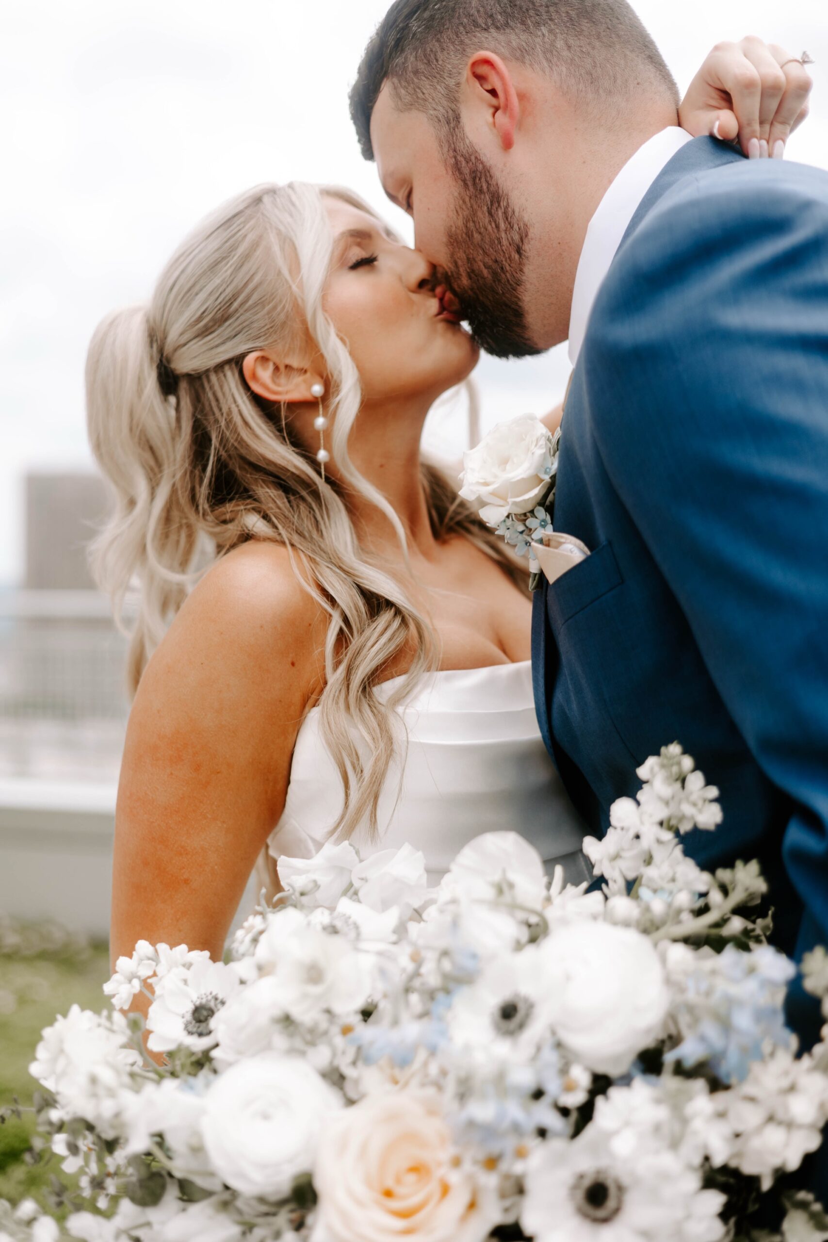 couples wedding portraits