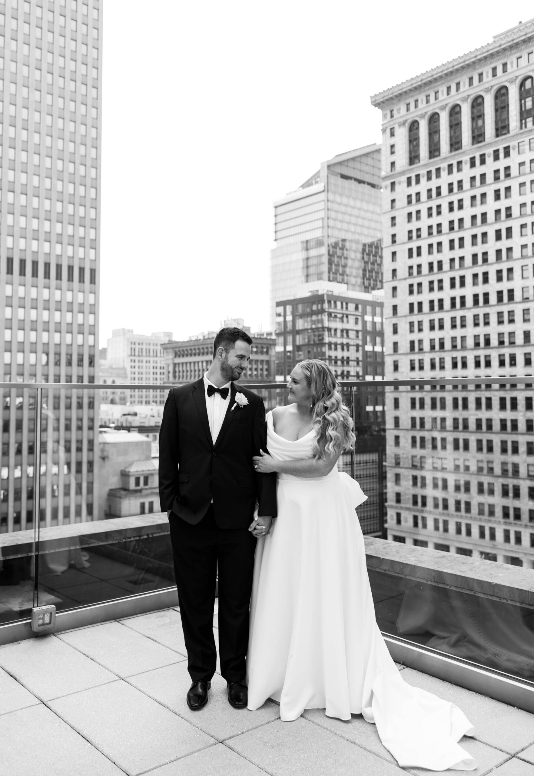 first look and couples wedding portraits downtown pittsburgh
