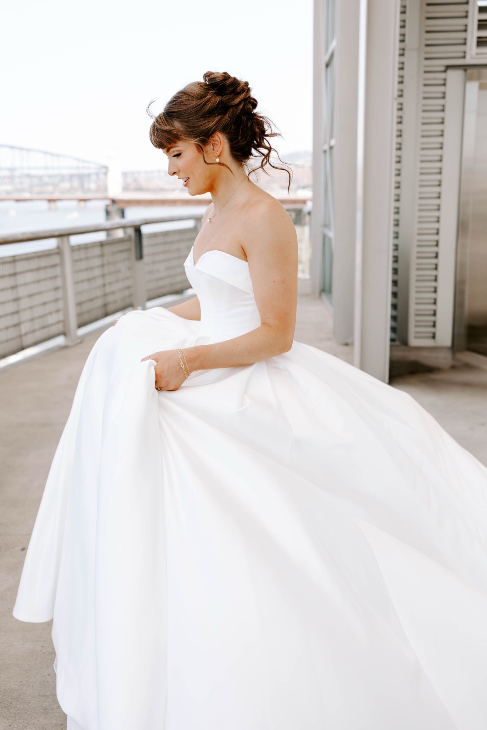 best spots to take couples portraits in Pittsburgh on the North Shore