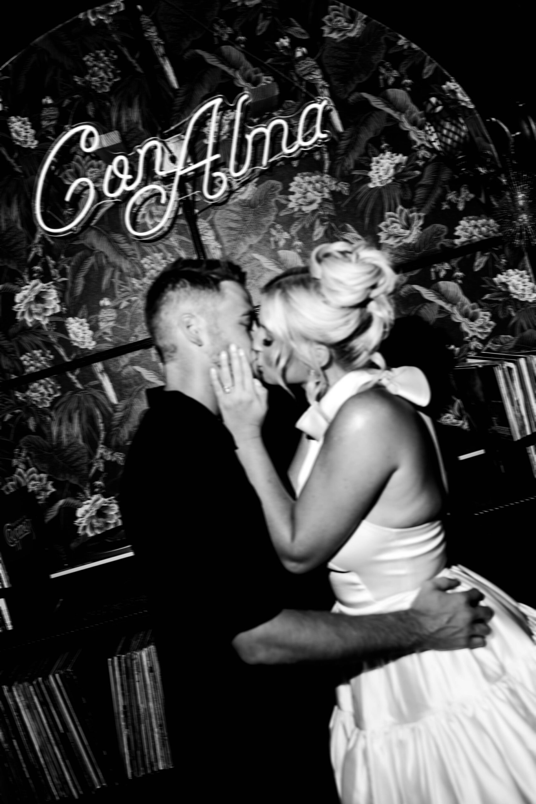 minimalist wedding registry