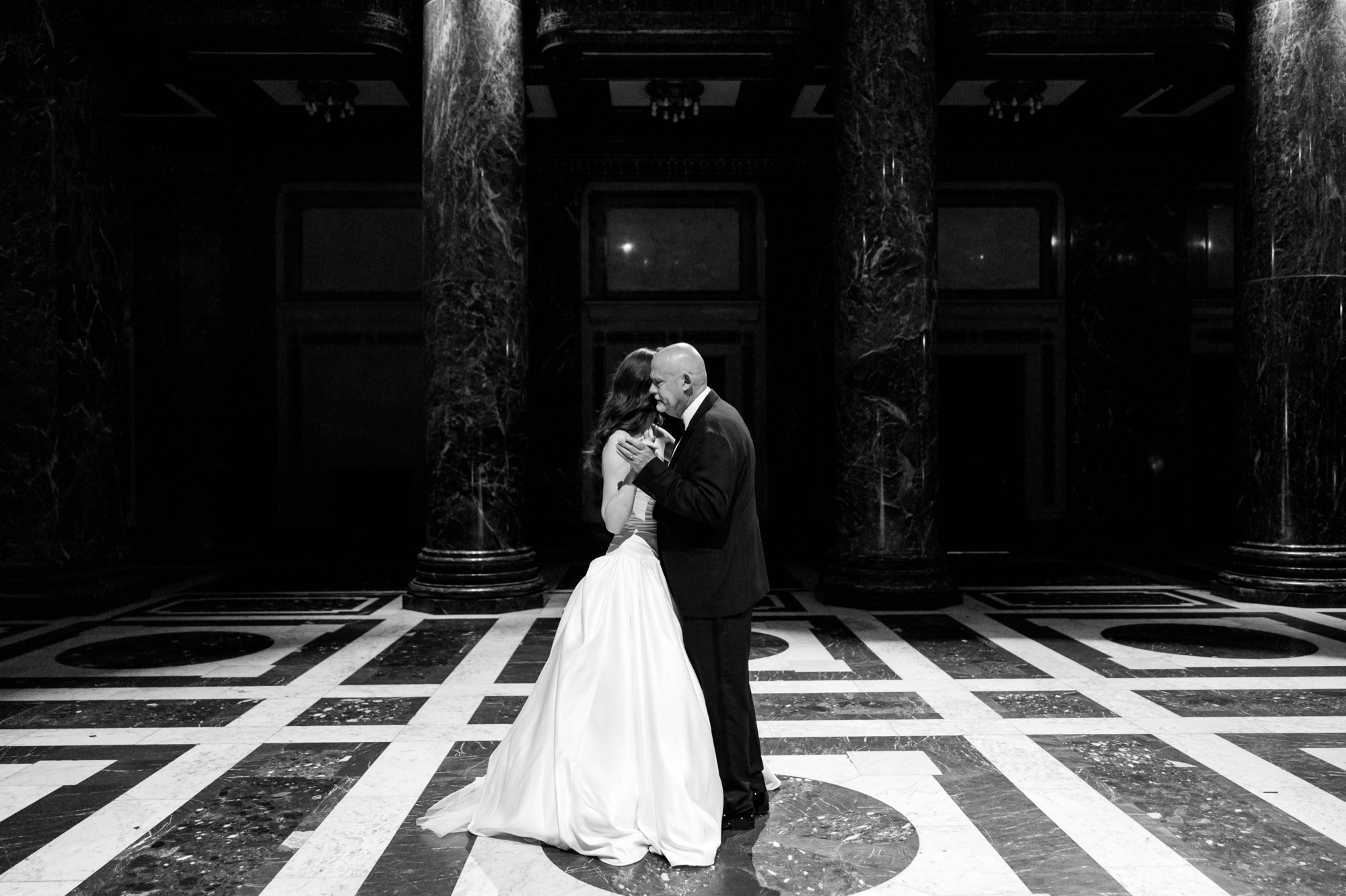 Rachel Wehan, Pittsburgh luxury wedding photographer