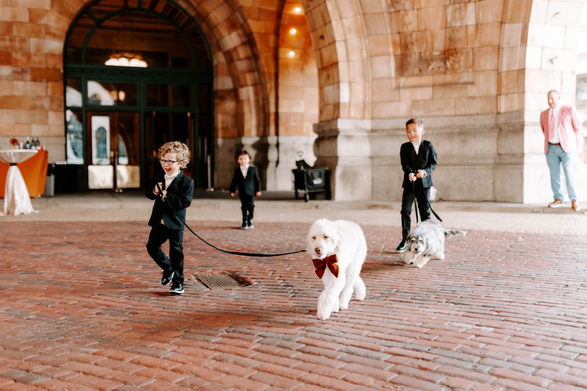 outdoor fall wedding ceremony beneath the dome at the Pennsylvanian; wedding ceremony at The Rotunda, Pittsburgh