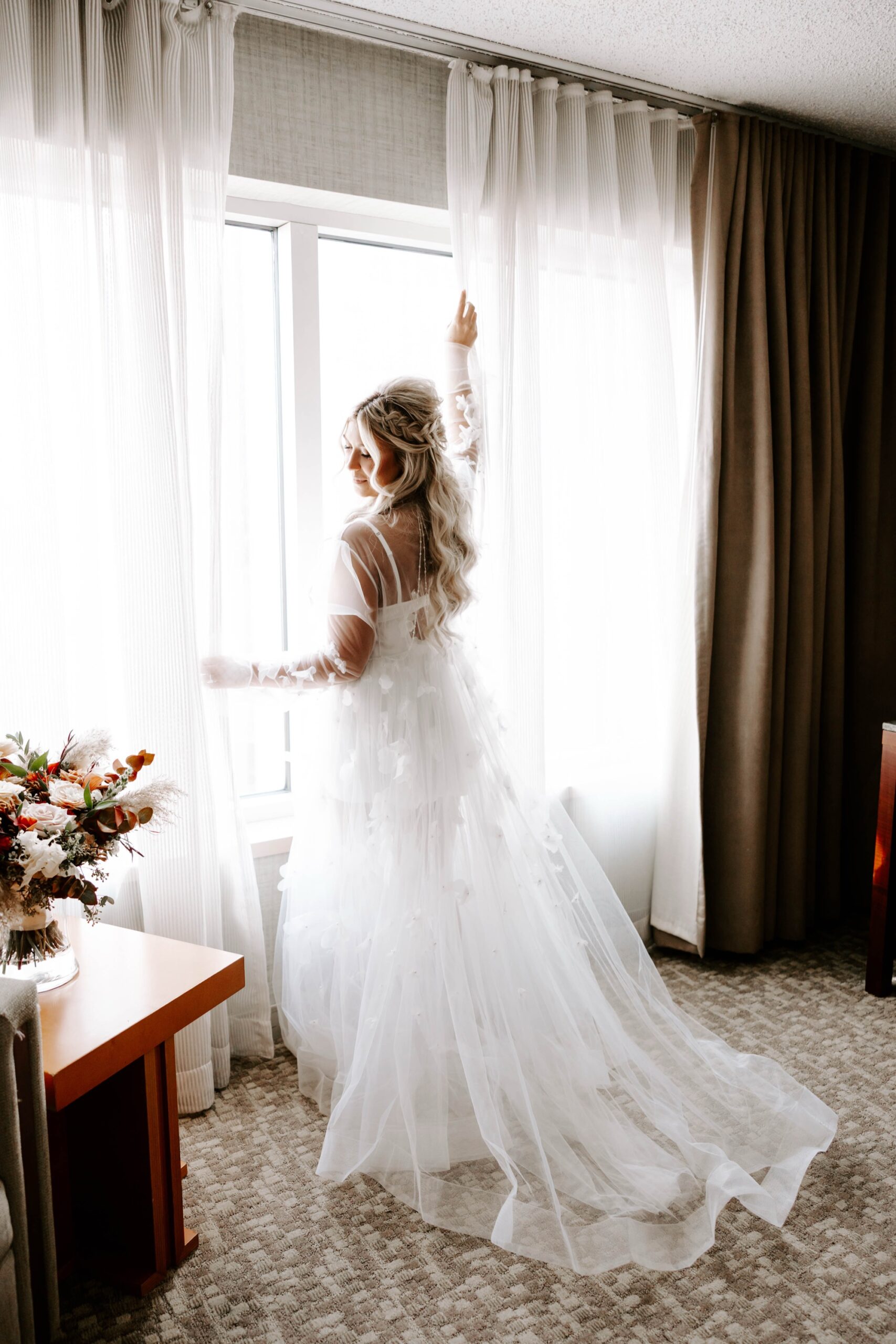 bridal boudoir photography; bridal boudoir ideas; what to wear; lace wrap for bridal boudoir