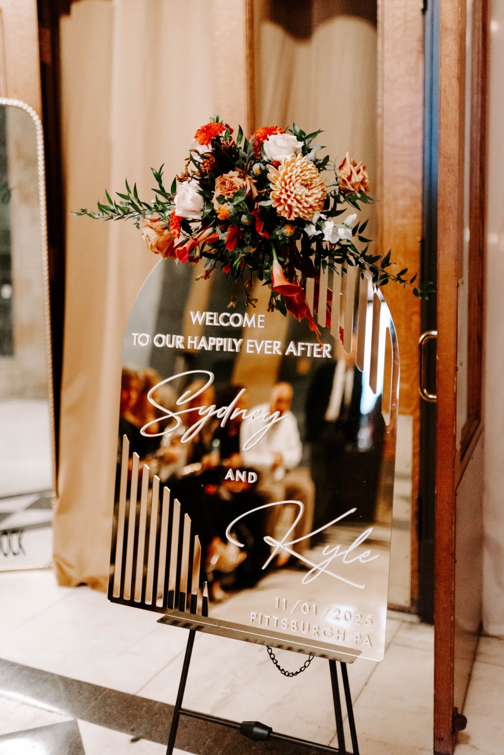 examples of real weddings at The Rotunda at The Pennsylvanian, Pittsburgh; fall wedding decor