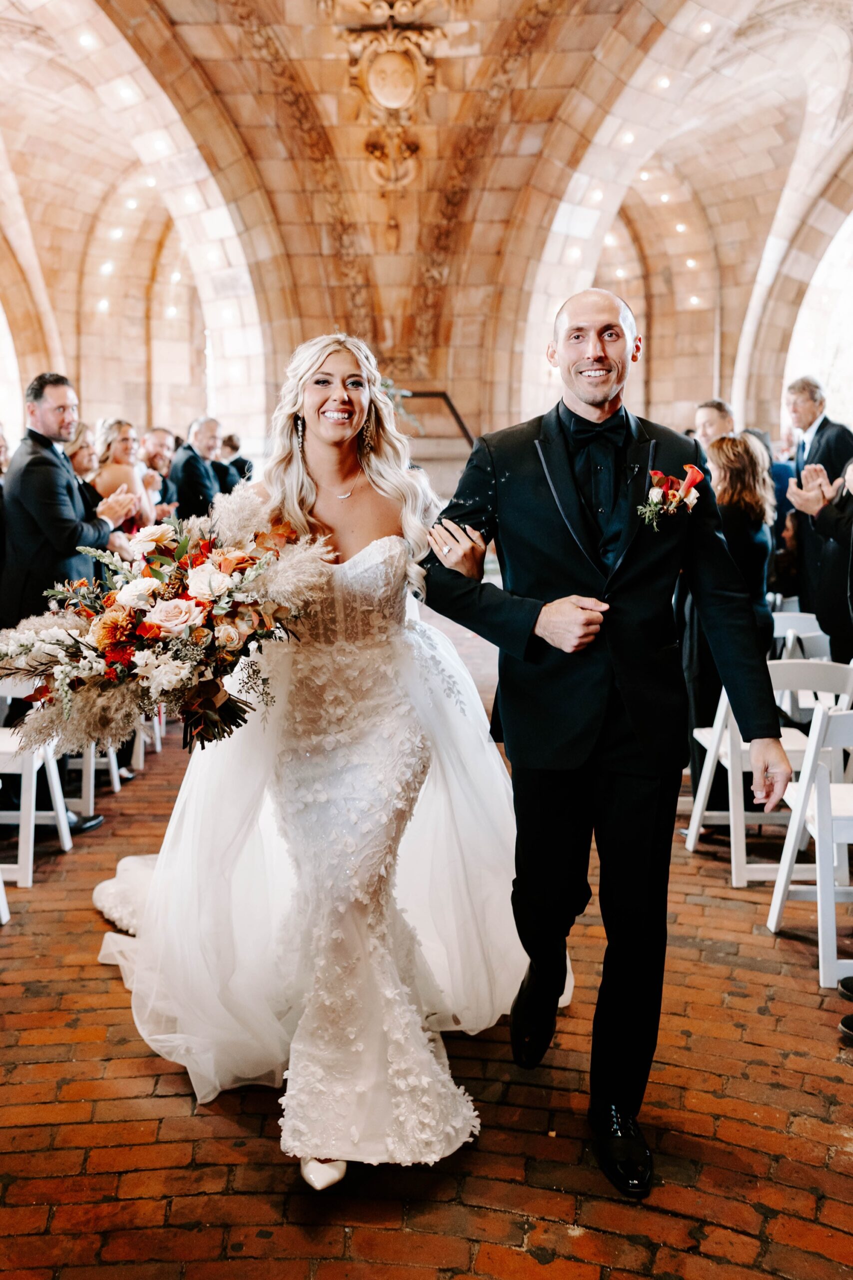 outdoor fall wedding ceremony beneath the dome at the Pennsylvanian; wedding ceremony at The Rotunda, Pittsburgh