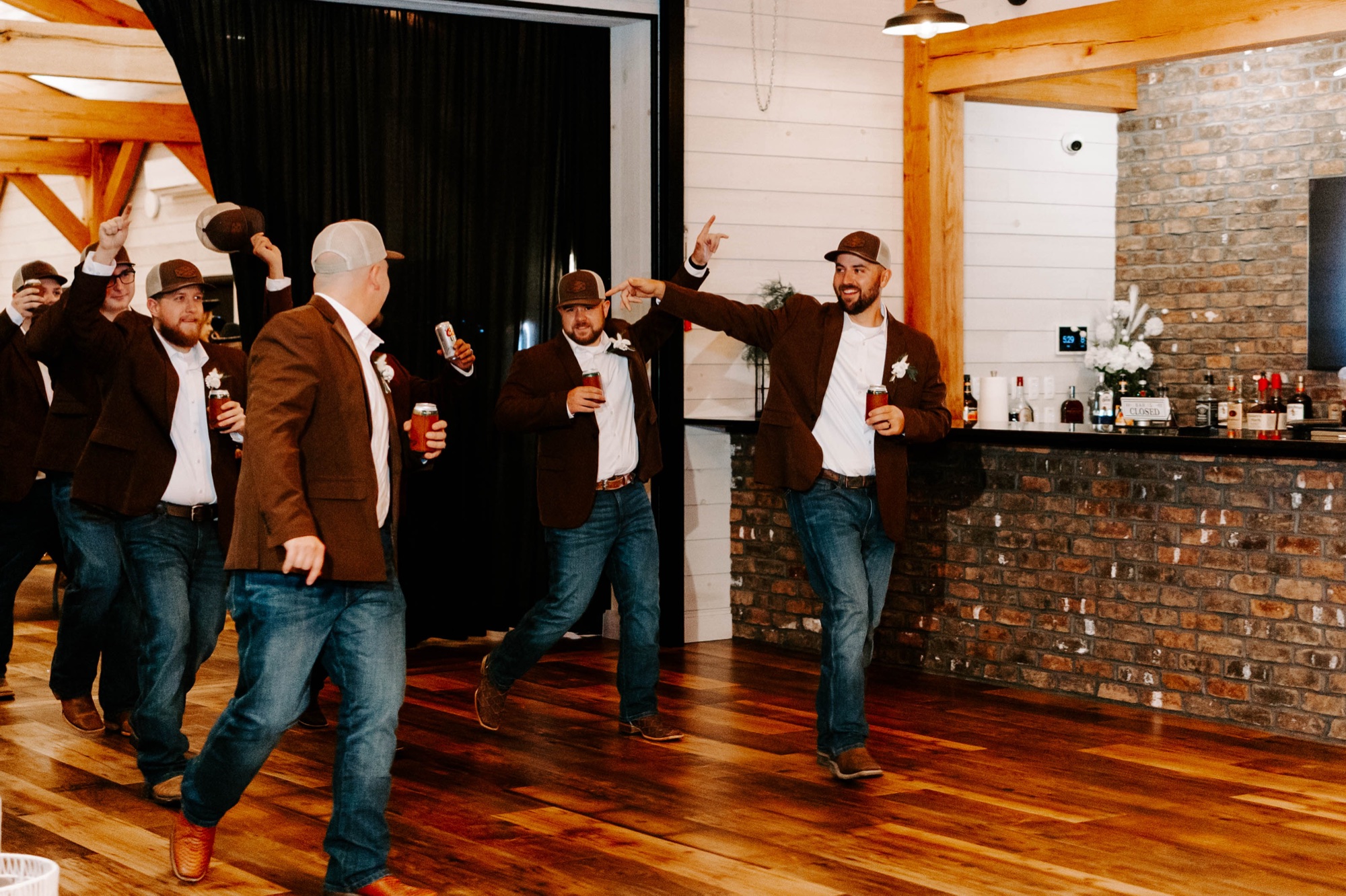 western wedding reception at The Roost, Pennsylvania