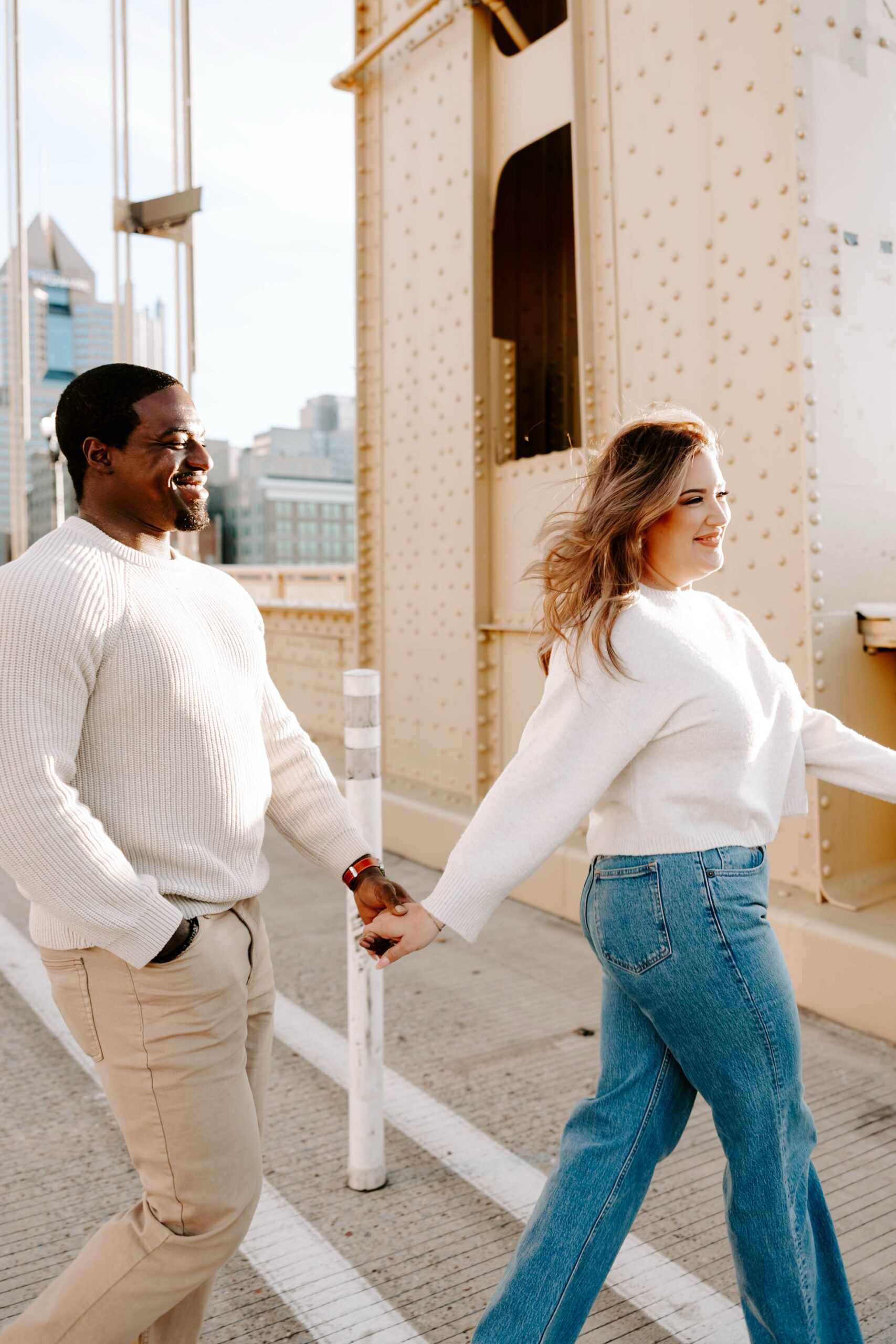 pittsburgh roberto clemente bridge for pedestrians on game day