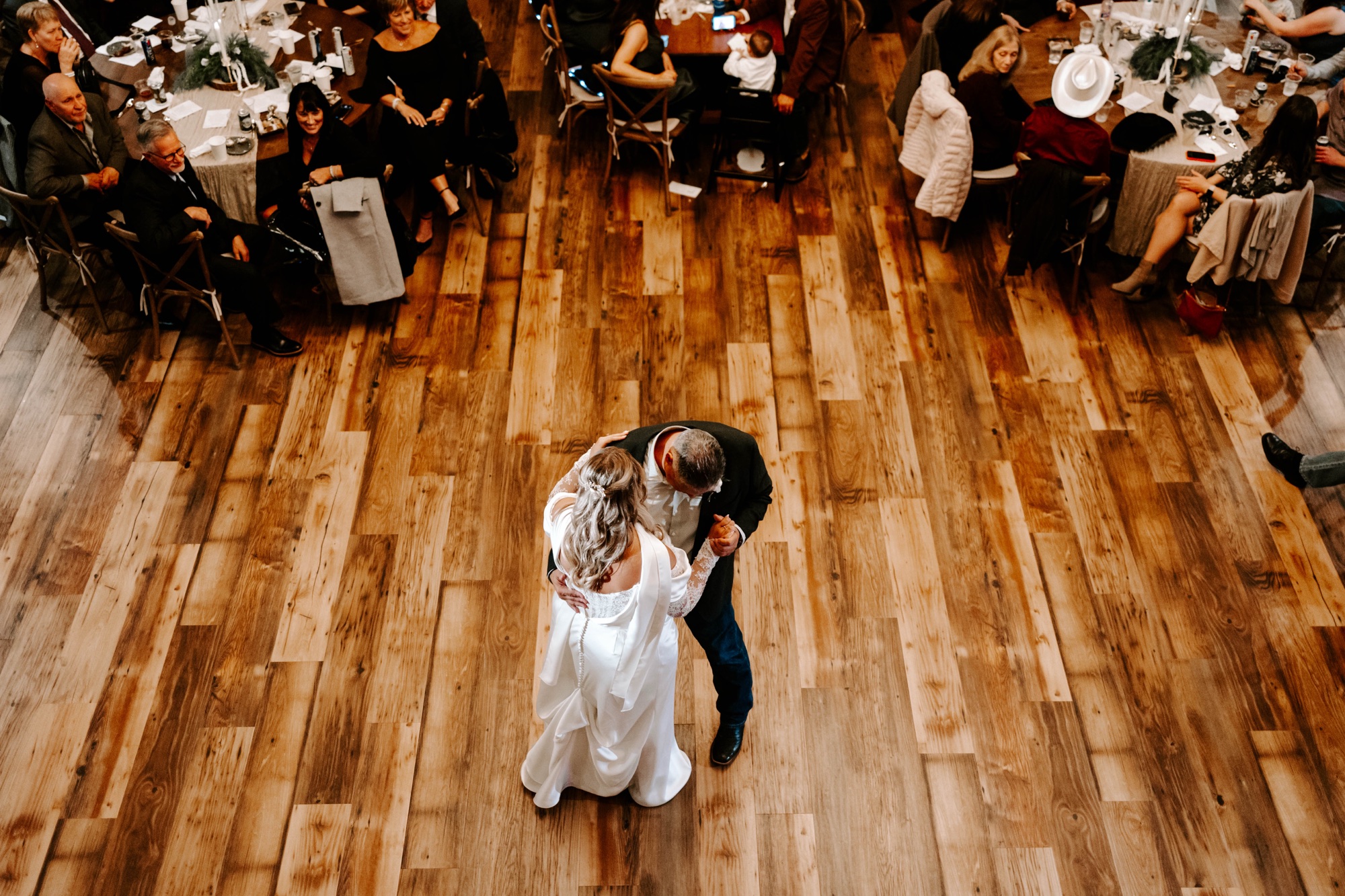 large, all-inclusive wedding venues with a dancefloor and outdoor ceremony space in Pennsylvania