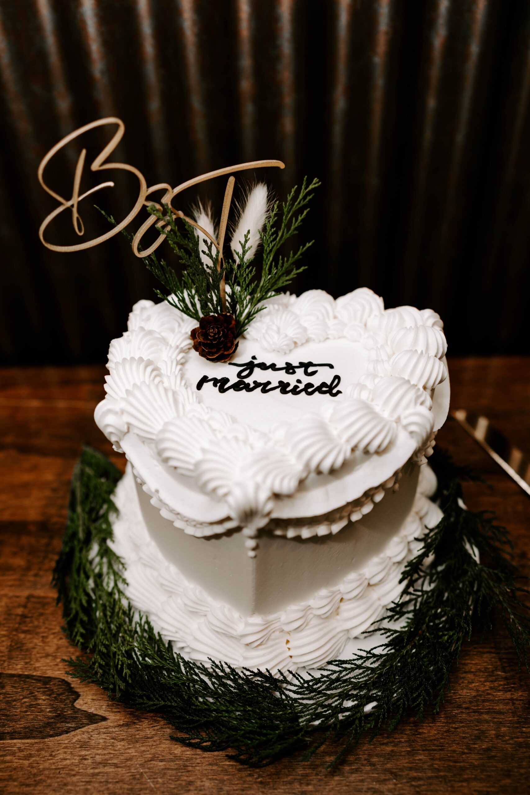 personal "just married" wedding cake