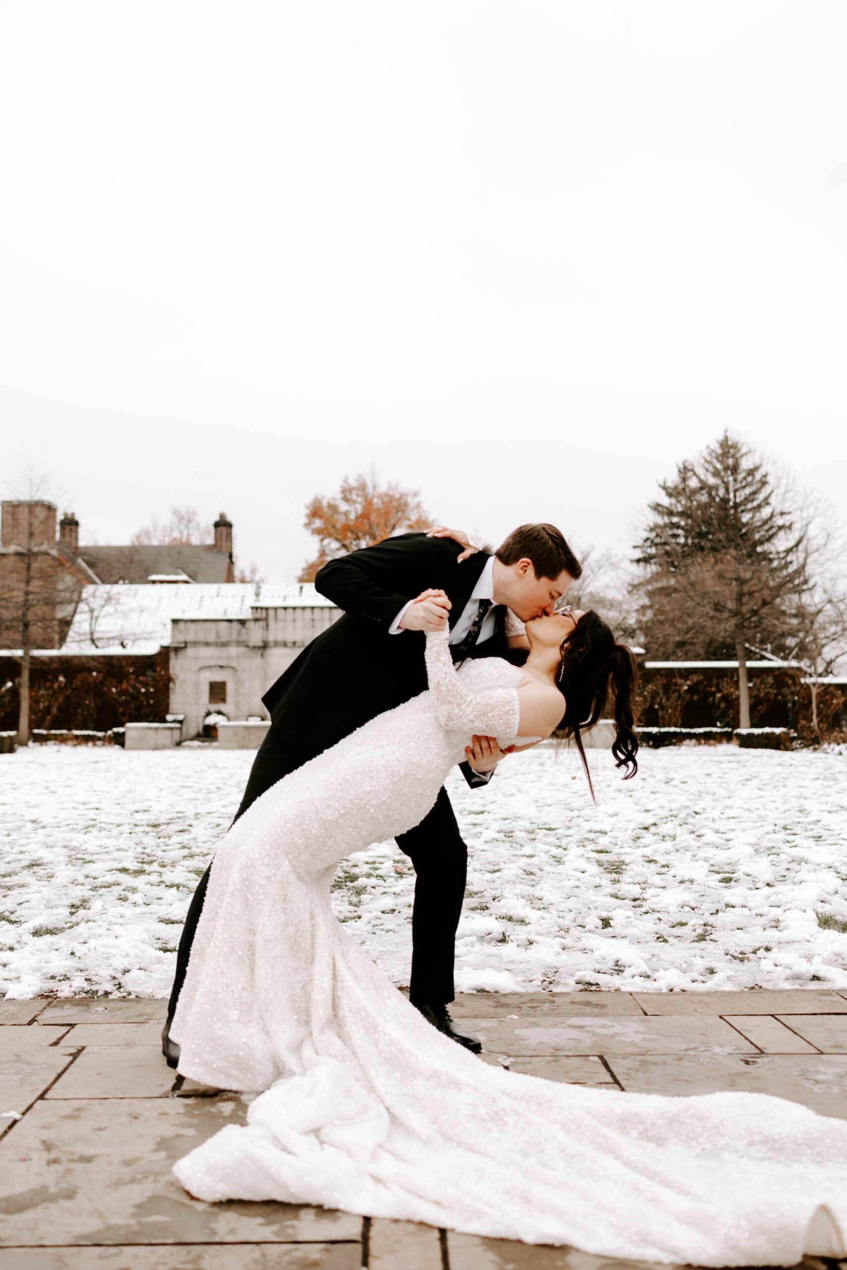 winter wedding style ideas and portraits
