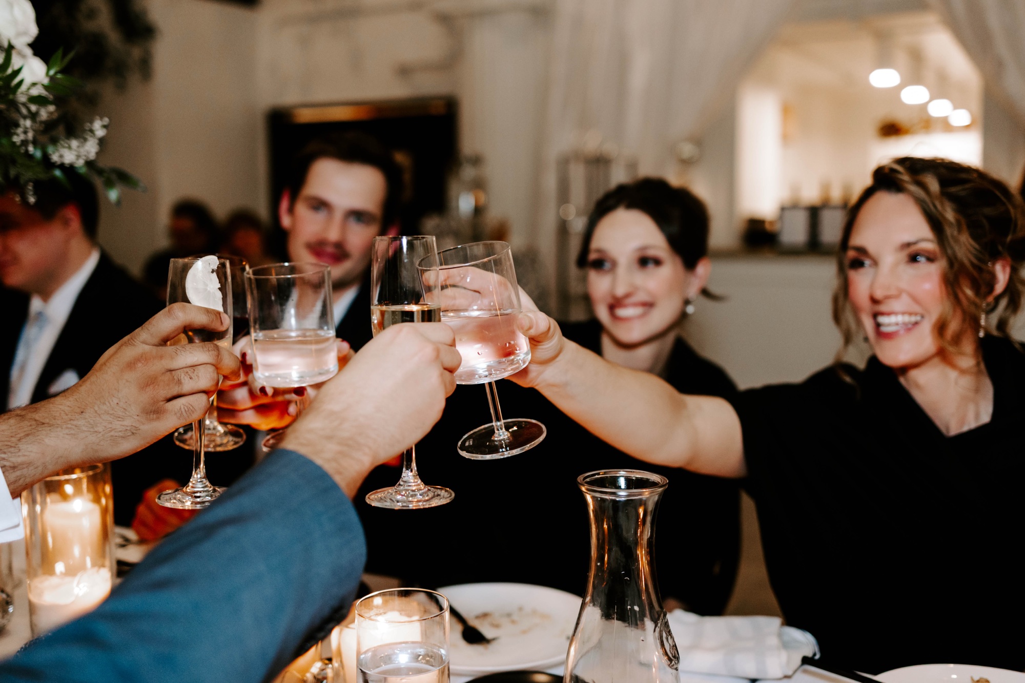 how to get cute toast photos at wedding reception