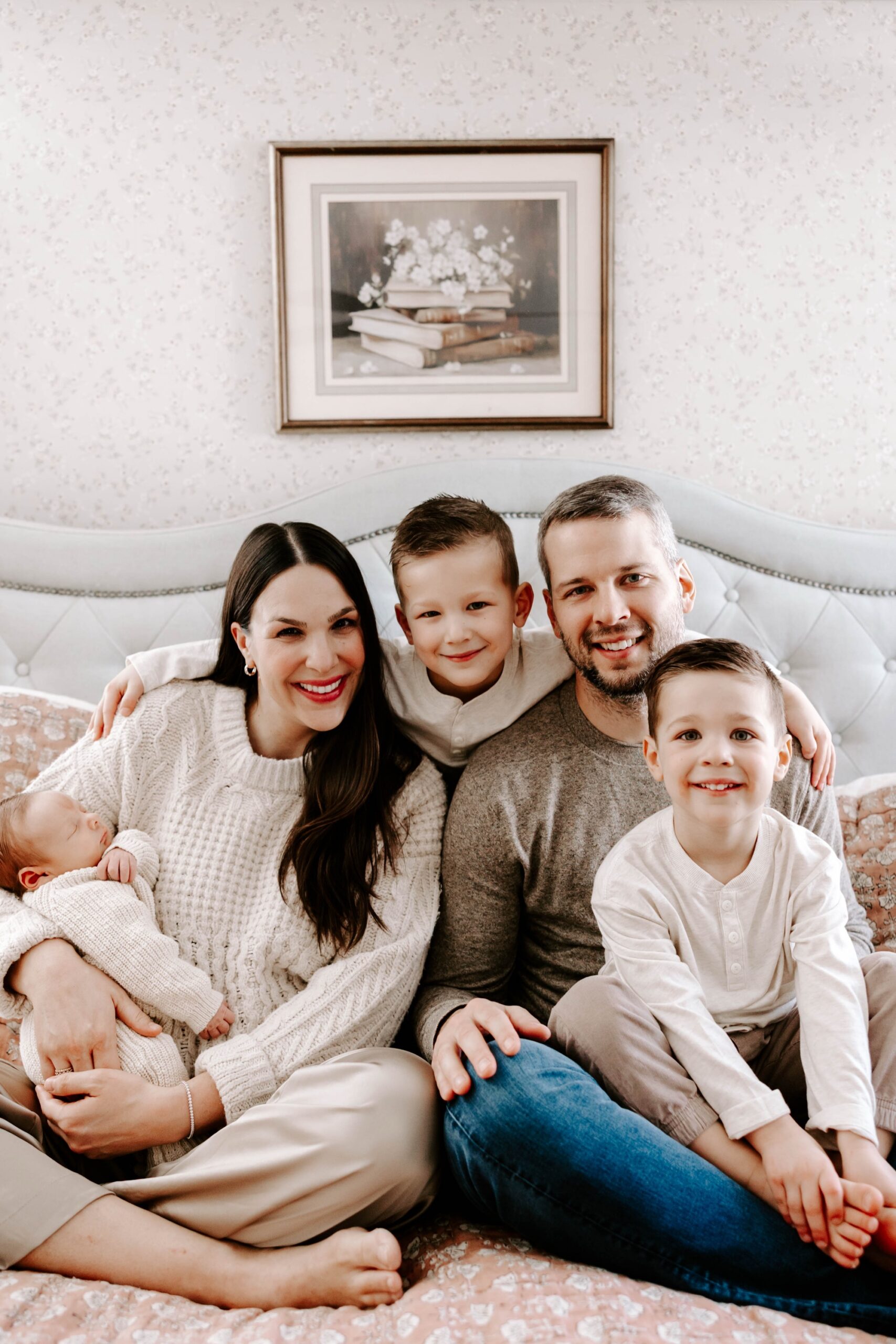 pittsburgh lifestyle newborn photographer for in-home sessions