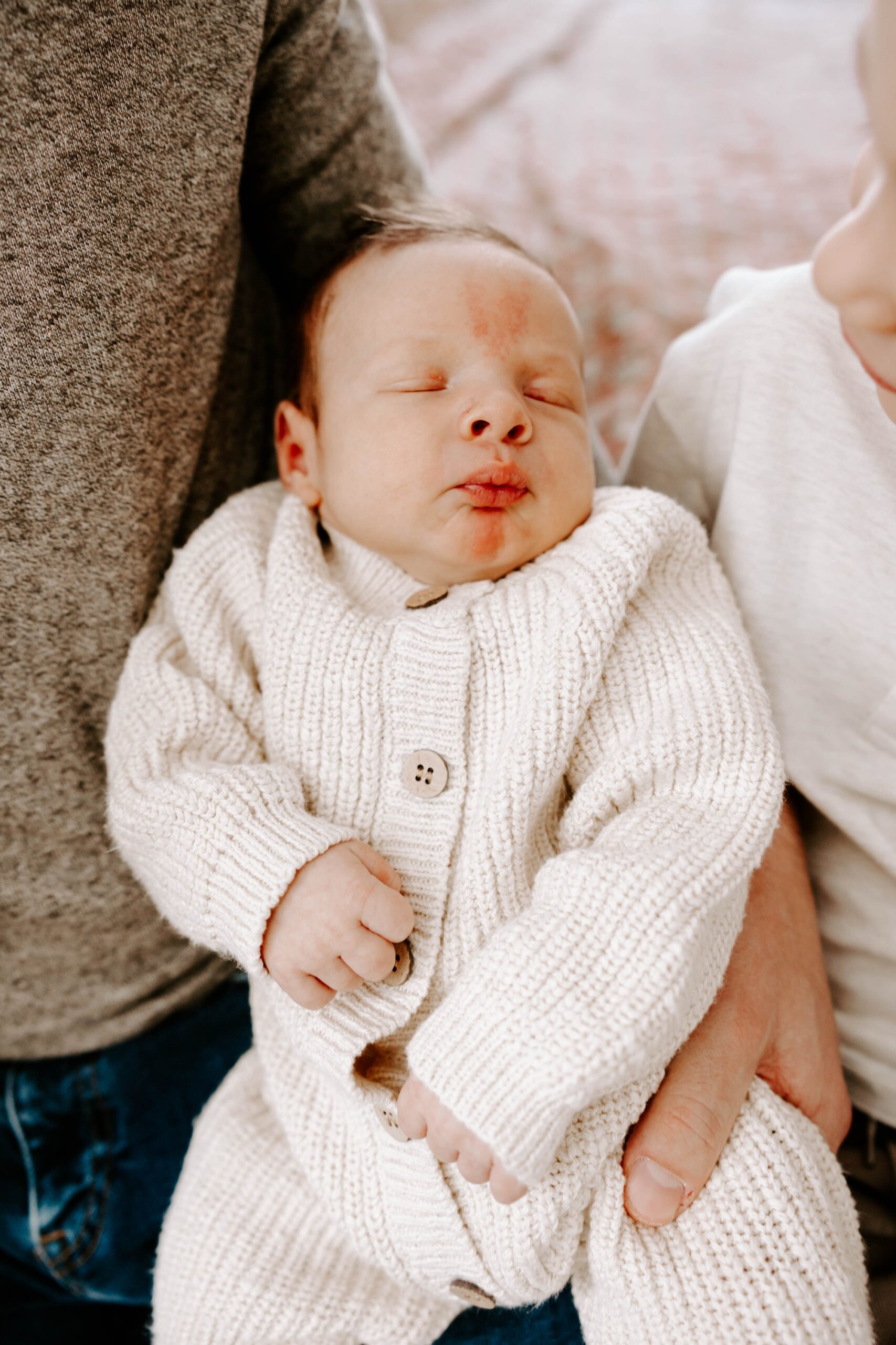 Pittsburgh in-home newborn session with siblings
