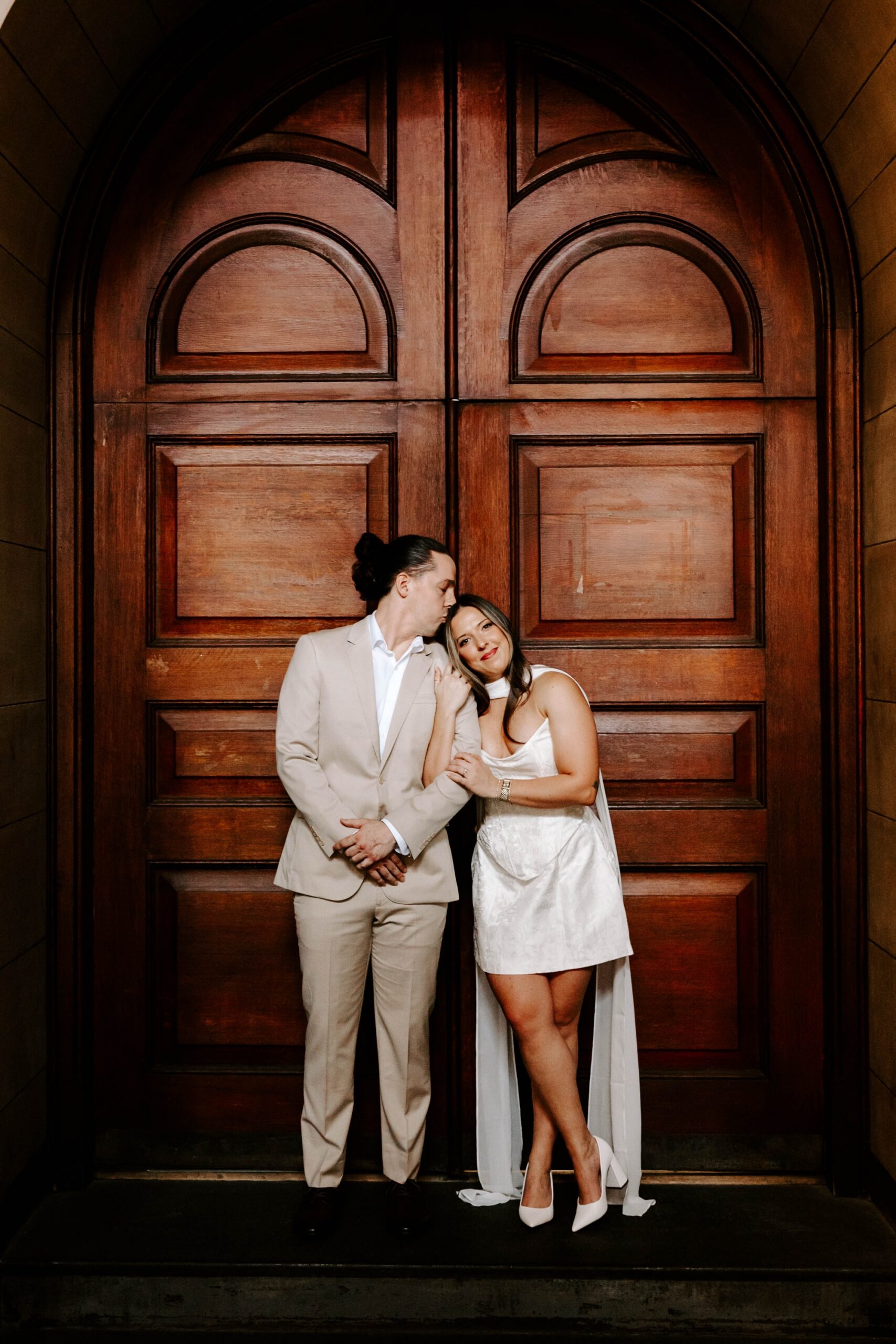 how to use architecture and leading lines for editorial photography