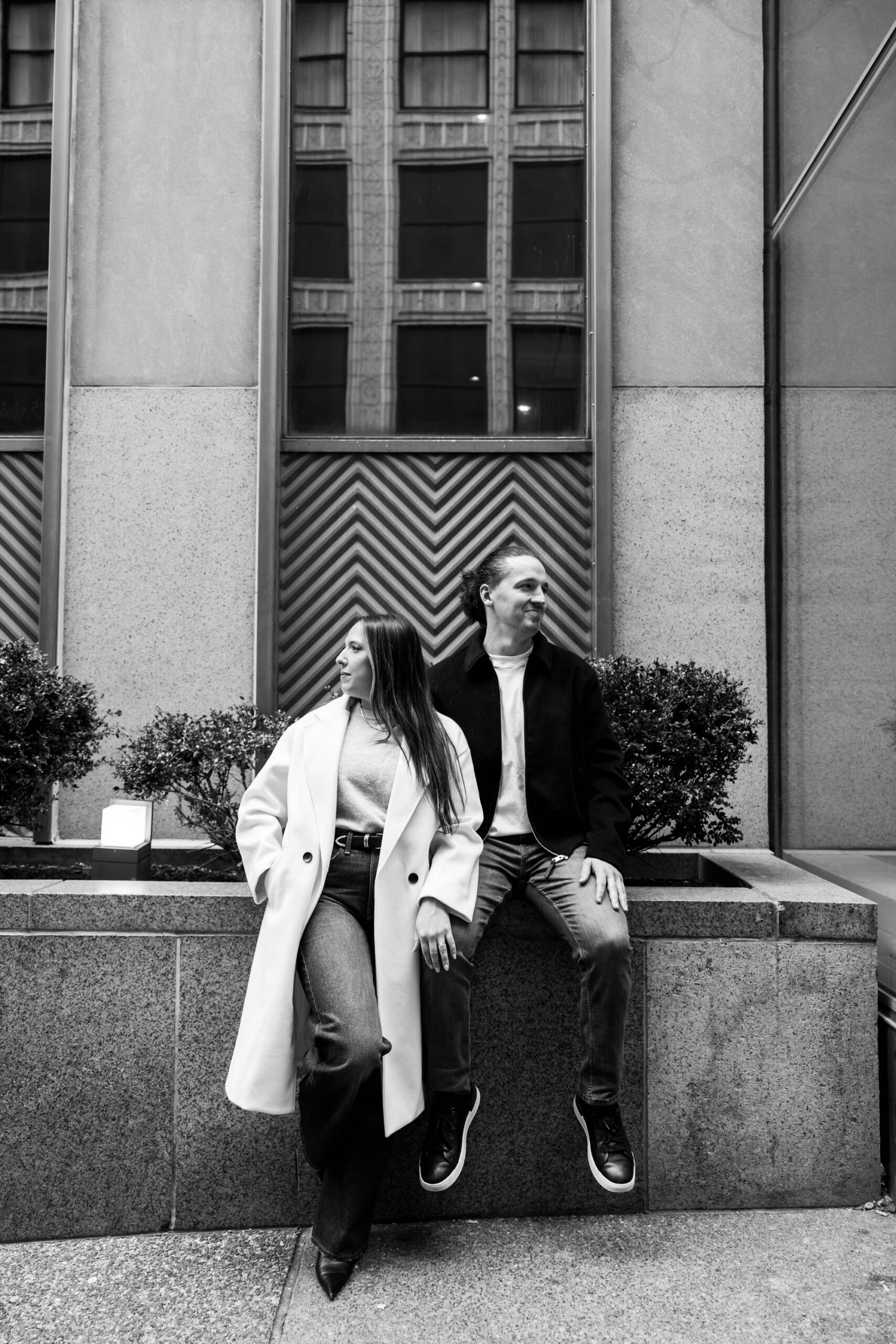 black and white outdoor couples photos
