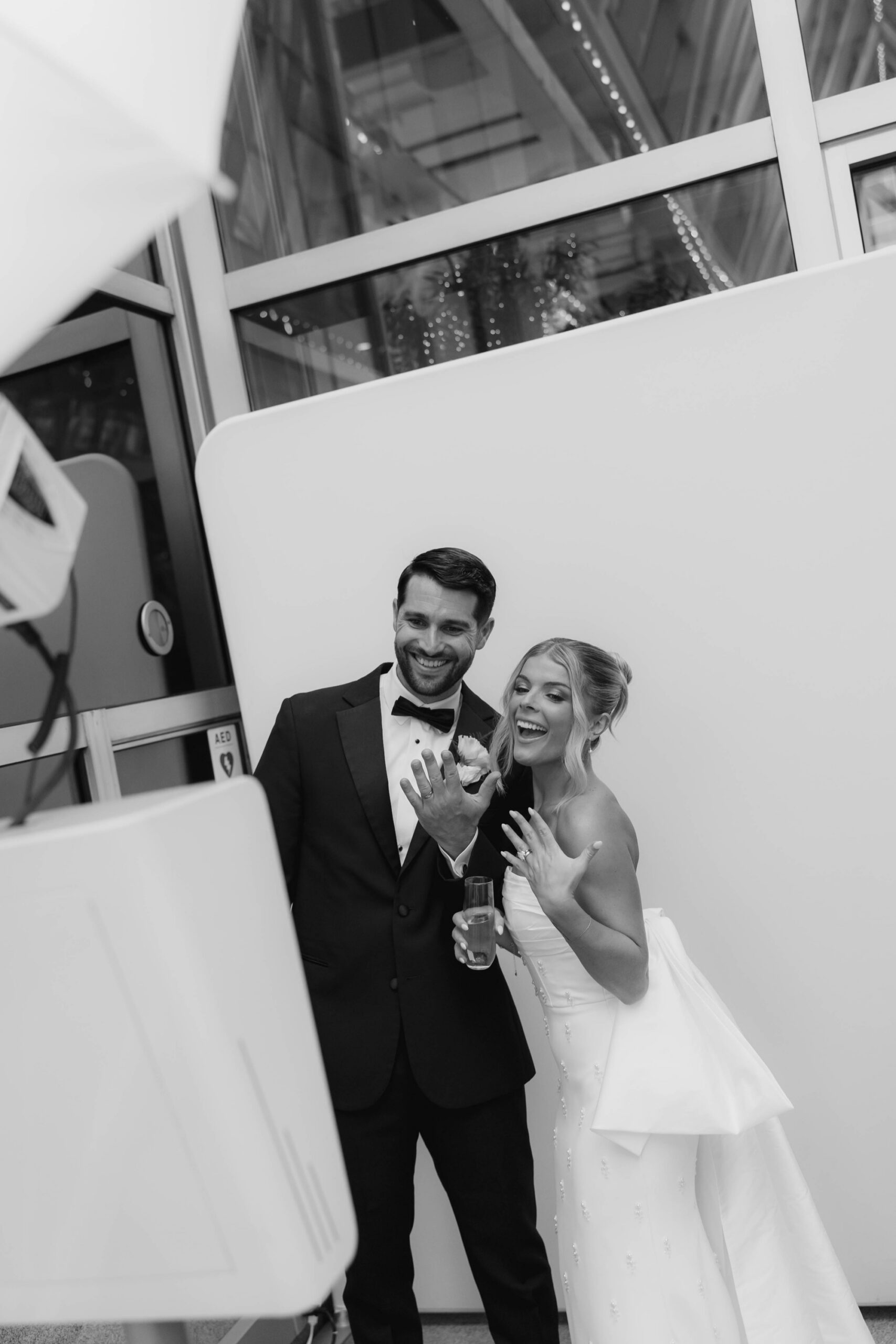 how to throw a party for your wedding day